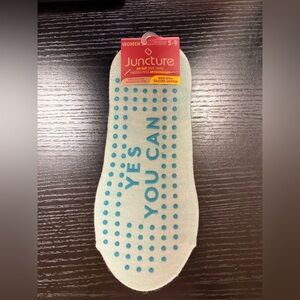 Juncture No Slip Shoe Liners Womens 5-9 Yes You Can Grip Socks